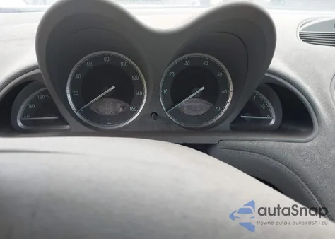 2003 Mercedes-Benz Sl 500 z USA, uszkodzony, nr VIN WDBSK75F73F053366